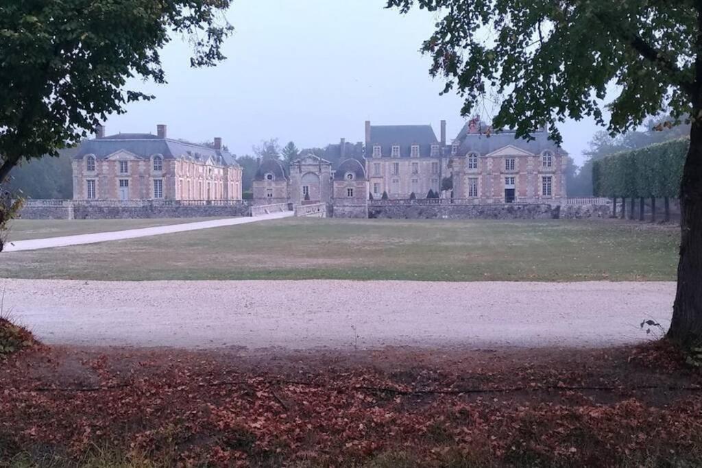 F2 Au Pied Du Chateau Et A 15Min De Center Parc ลาแฟร์เต-แซงโตแบ็ง ภายนอก รูปภาพ
